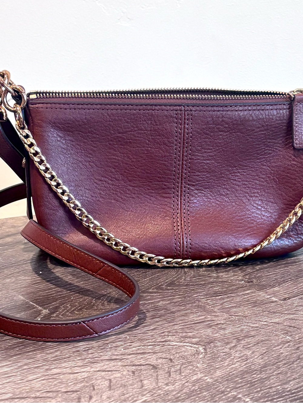 Fossil Women's Brown Jolie Leather Chain-Accent Crossbody Bag - Picture 2 of 12